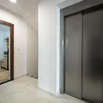Mm מוסטר