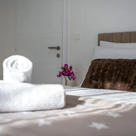 Ξενοδοχείο Mm Μόσταρ