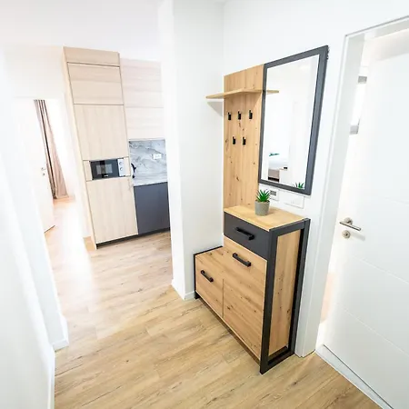 Mm Ξενοδοχείο *